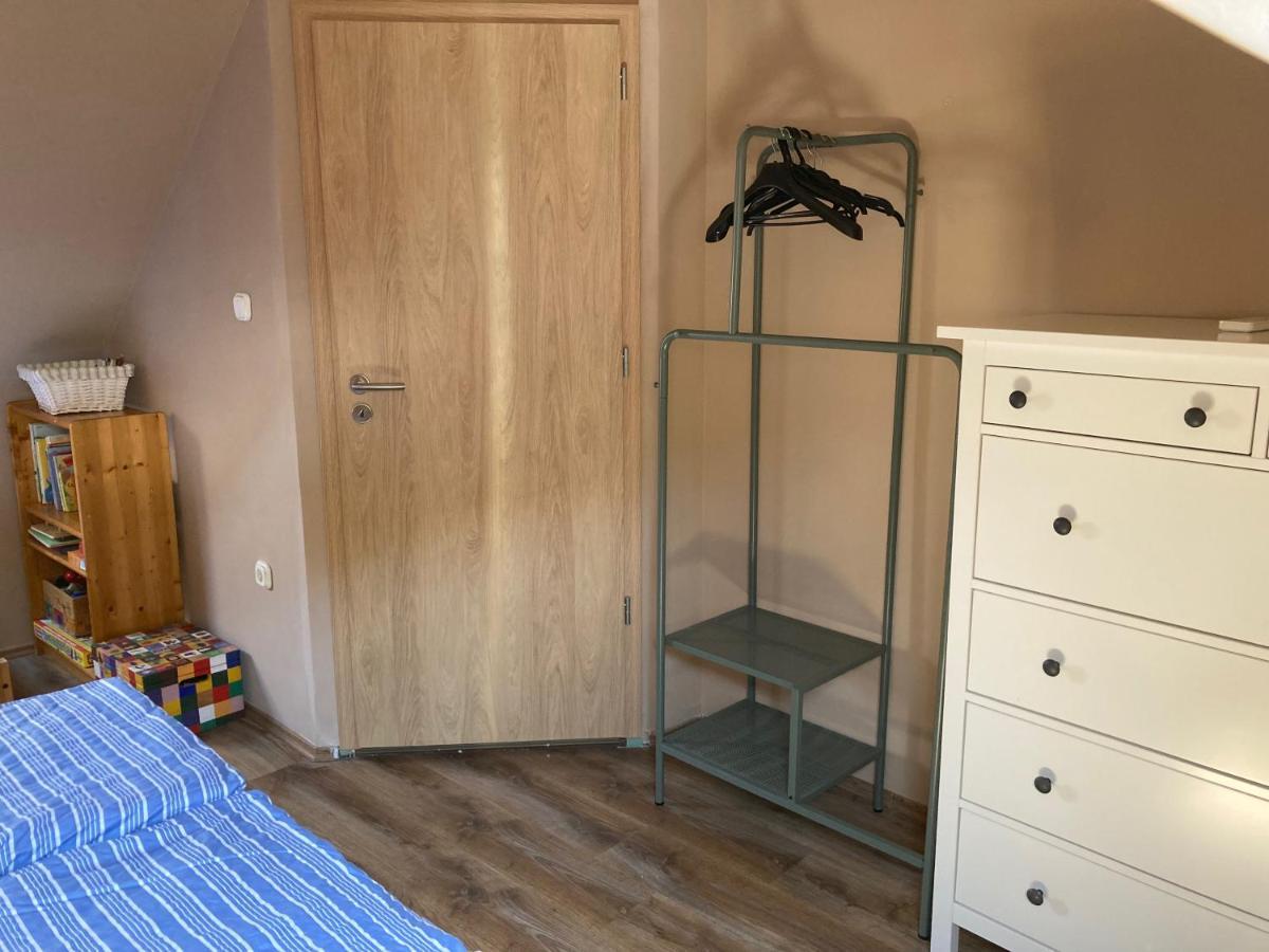 35 Vendeghaz Pecs Apartment Luaran gambar